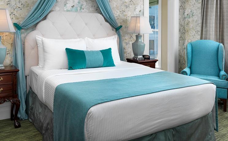 Pendray Inn & Teahouse in Victoria, BC