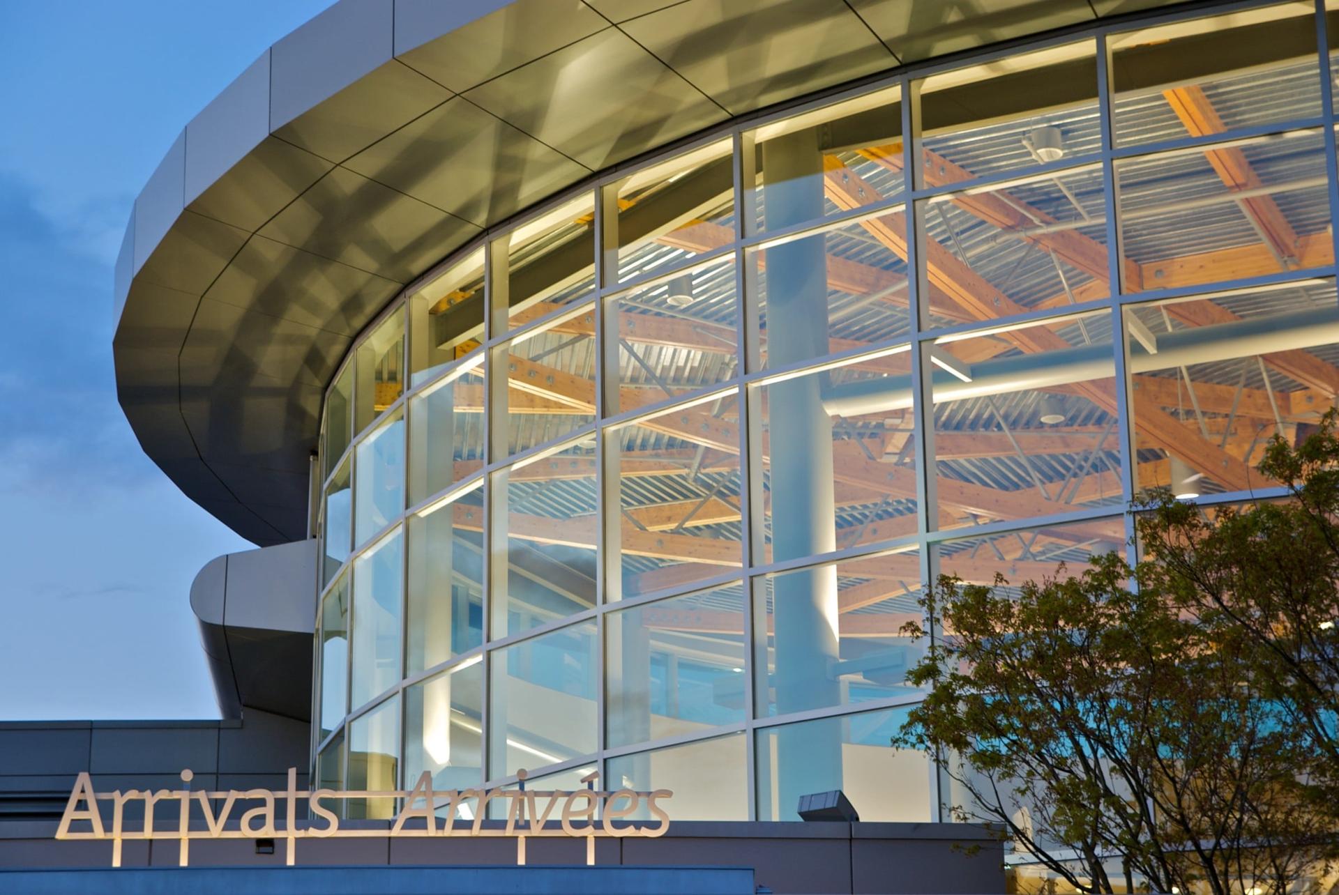 Arrivals rotunda