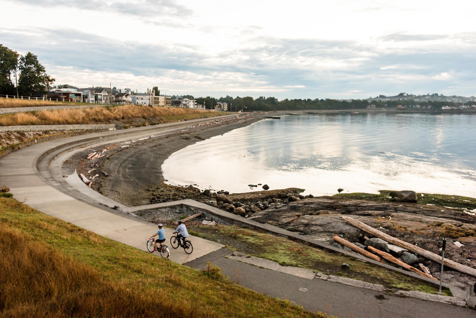 Bike rentals, self guided and guided bicycle tours.