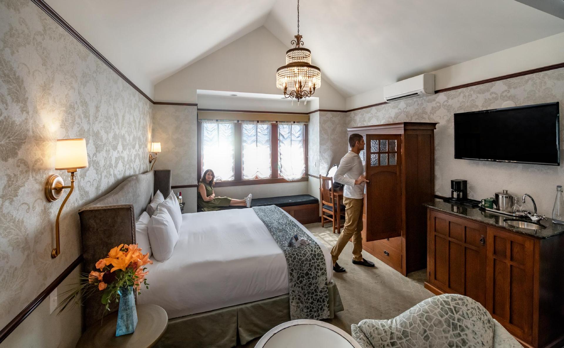 A couple at a hotel in Greater Victoria