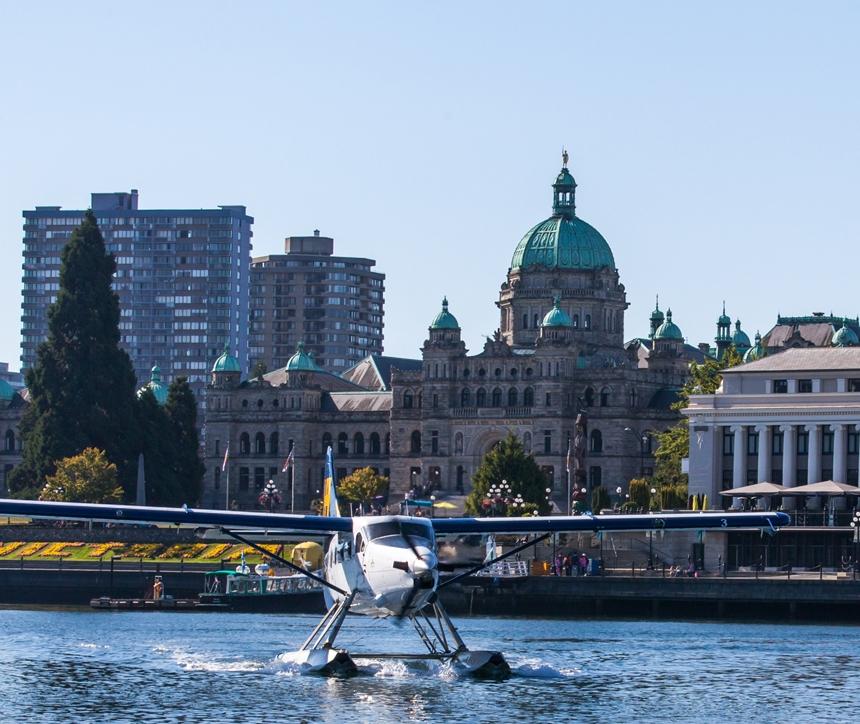 Harbour Air Seaplane landing in Victoria BC
