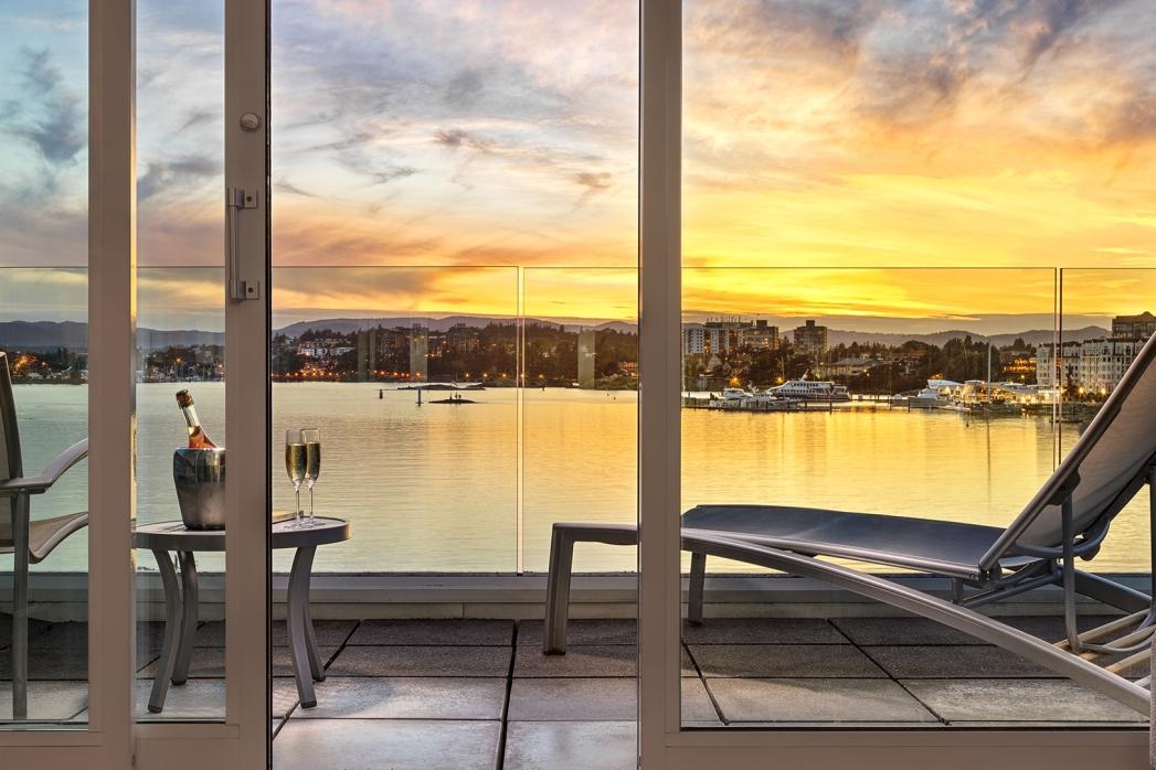 Victoria's Inner Harbour at sunset